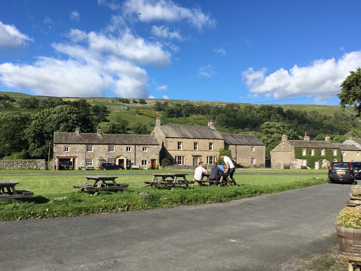 The Falcon Inn Arncliffe Exterior photo